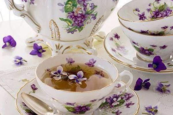 Doing nothing is respectable at tea. – Sasaki Sanmi